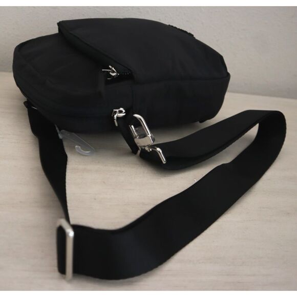 Athleta 471568-02 Women's O/S Black All About Vertical Crossbody Bag - Picture 10 of 16